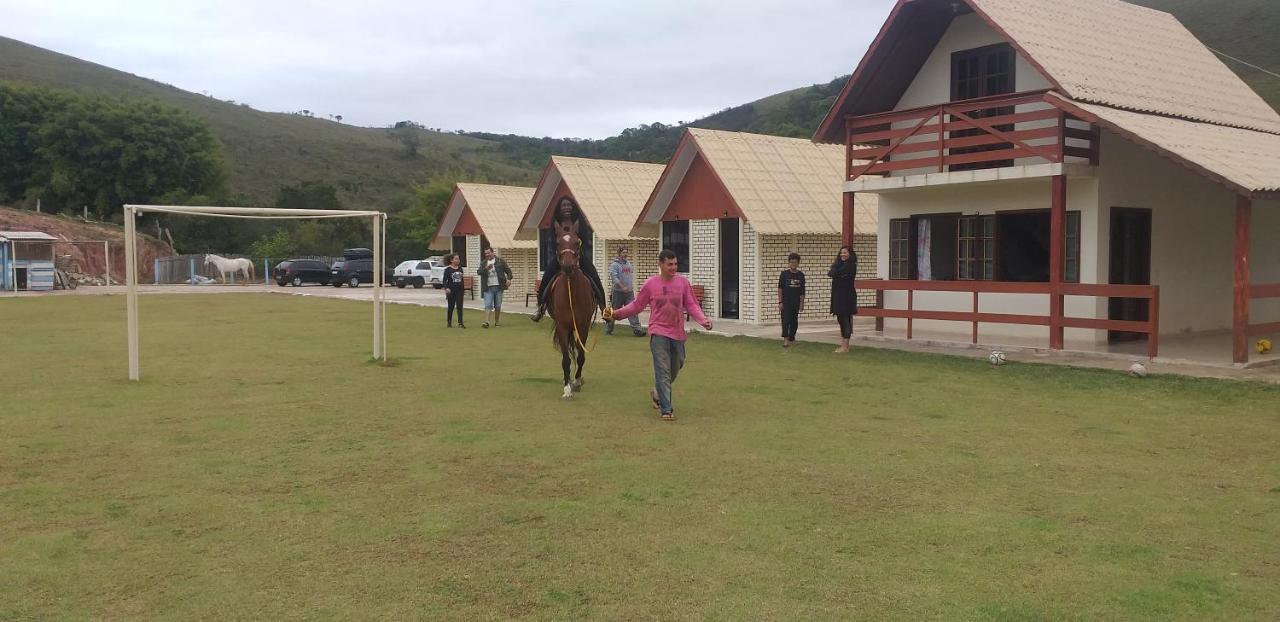 Pousada Recanto Feliz Carvalhos Mg Kültér fotó