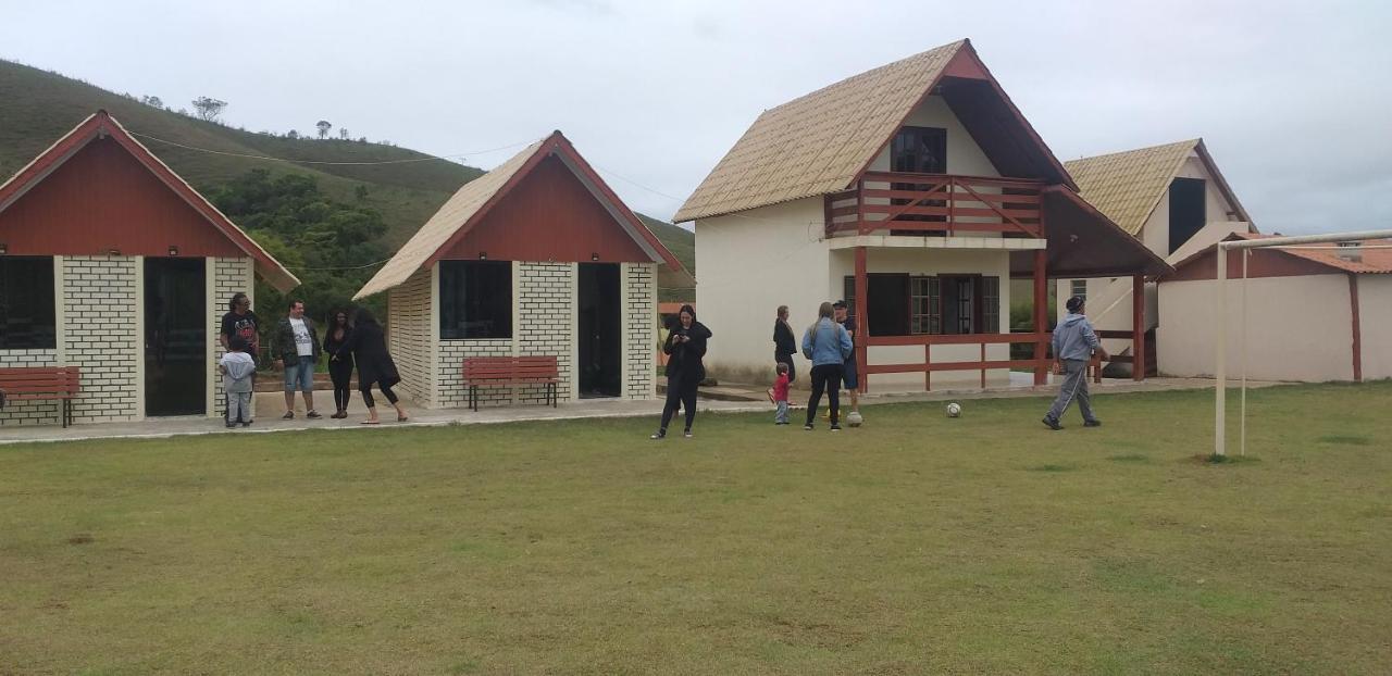 Pousada Recanto Feliz Carvalhos Mg Kültér fotó